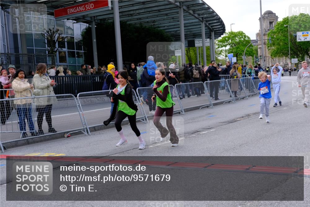 25.04.2026 - Das Zehntel Tim E. http://msf.ph/oto/9571679 25.04.2026 09:09:13 Ziel 1069, 1445, 1469, 2081 meine-sportfotos.de