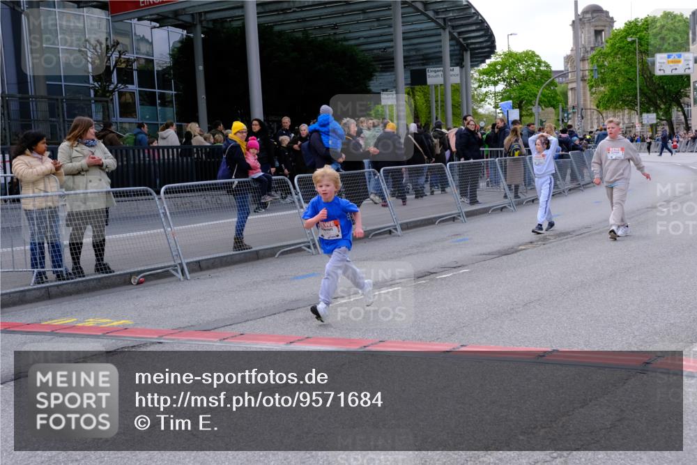 25.04.2026 - Das Zehntel Tim E. http://msf.ph/oto/9571684 25.04.2026 09:09:15 Ziel 1445, 1469, 1476, 2081, 2243 meine-sportfotos.de