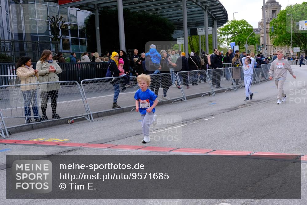 25.04.2026 - Das Zehntel Tim E. http://msf.ph/oto/9571685 25.04.2026 09:09:15 Ziel 1445, 1469, 1476, 2081, 2243 meine-sportfotos.de