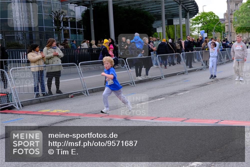25.04.2026 - Das Zehntel Tim E. http://msf.ph/oto/9571687 25.04.2026 09:09:15 Ziel 1445, 1469, 1476, 2081, 2243 meine-sportfotos.de