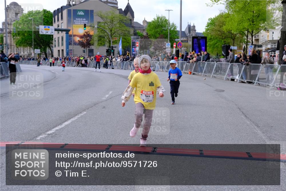 25.04.2026 - Das Zehntel Tim E. http://msf.ph/oto/9571726 25.04.2026 09:09:35 Ziel 1351, 1359, 1477, 1484, 1499, 1503, 2087, 2098, 2182, 2186 meine-sportfotos.de