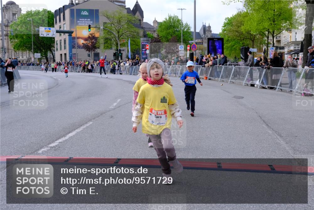 25.04.2026 - Das Zehntel Tim E. http://msf.ph/oto/9571729 25.04.2026 09:09:36 Ziel 1351, 1359, 1477, 1484, 1499, 1503, 2087, 2098, 2182, 2186 meine-sportfotos.de