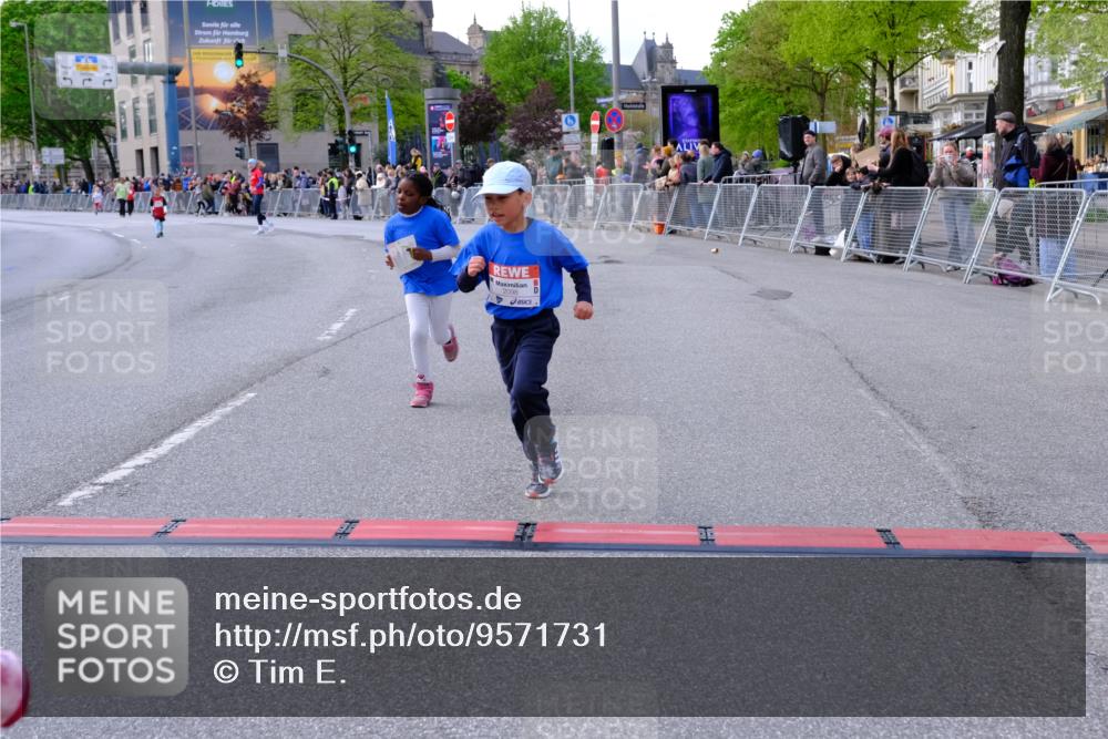 25.04.2026 - Das Zehntel Tim E. http://msf.ph/oto/9571731 25.04.2026 09:09:37 Ziel 1351, 1359, 1477, 1484, 1499, 1503, 2087, 2098, 2182, 2186 meine-sportfotos.de