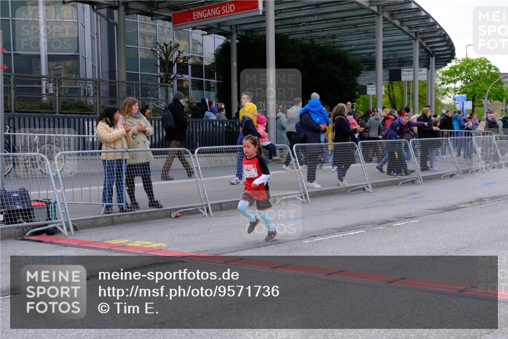 25.04.2026 - Das Zehntel Tim E. http://msf.ph/oto/9571736 25.04.2026 09:09:50 Ziel 1427, 2529 meine-sportfotos.de