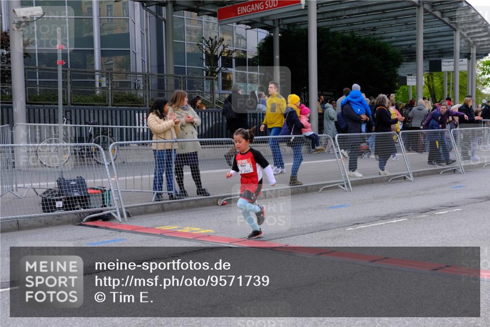25.04.2026 - Das Zehntel Tim E. http://msf.ph/oto/9571739 25.04.2026 09:09:50 Ziel 1427, 2529 meine-sportfotos.de