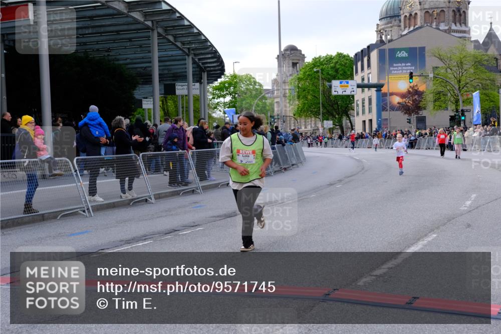 25.04.2026 - Das Zehntel Tim E. http://msf.ph/oto/9571745 25.04.2026 09:09:55 Ziel 2529, 3319 meine-sportfotos.de
