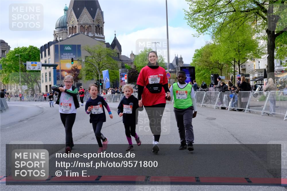 25.04.2026 - Das Zehntel Tim E. http://msf.ph/oto/9571800 25.04.2026 09:10:34 Ziel 1230, 1238, 1391, 3586 meine-sportfotos.de