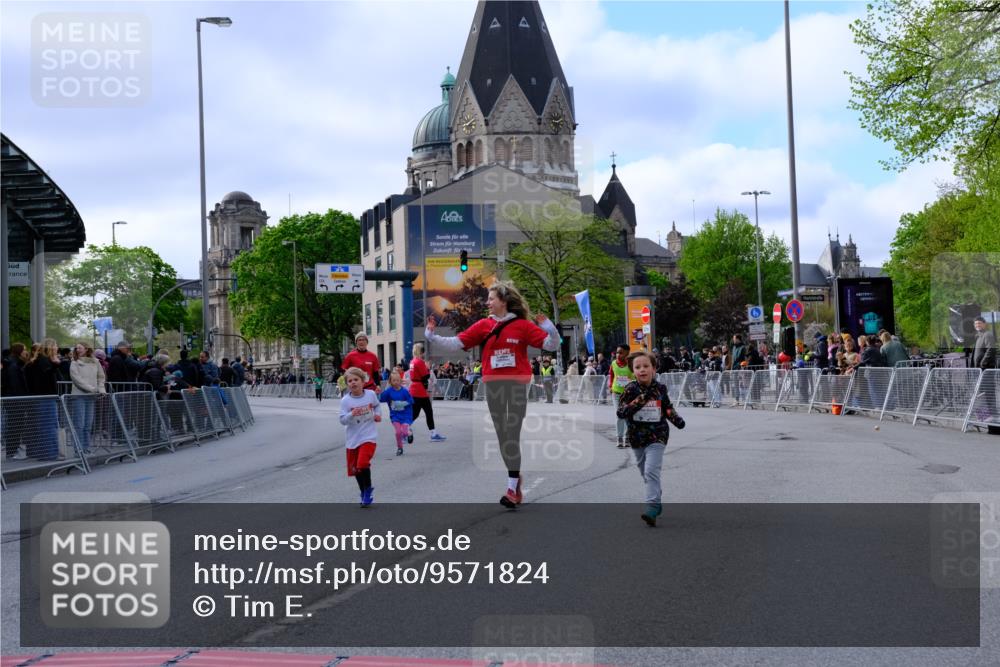 25.04.2026 - Das Zehntel Tim E. http://msf.ph/oto/9571824 25.04.2026 09:11:01 Ziel 2845, 3879 meine-sportfotos.de