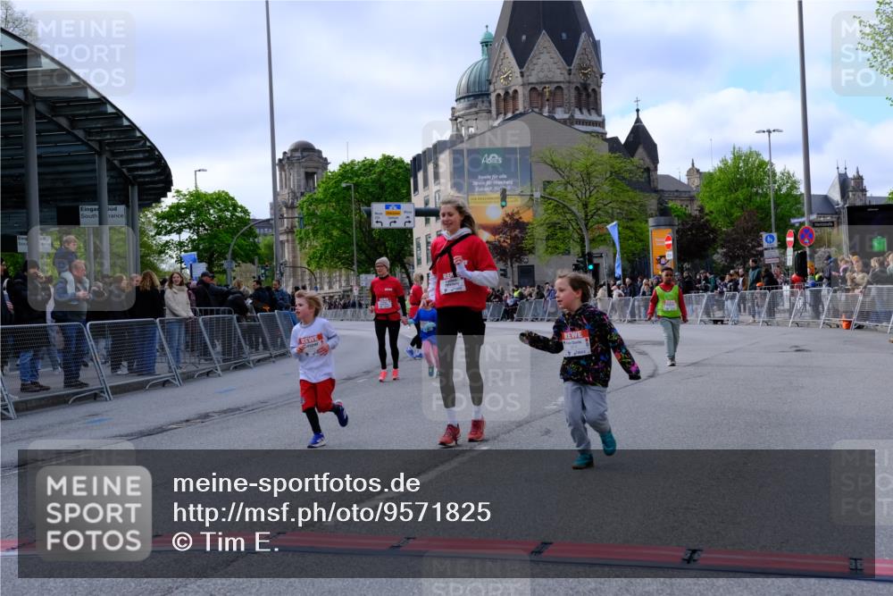 25.04.2026 - Das Zehntel Tim E. http://msf.ph/oto/9571825 25.04.2026 09:11:02 Ziel 2080, 2845, 3879 meine-sportfotos.de