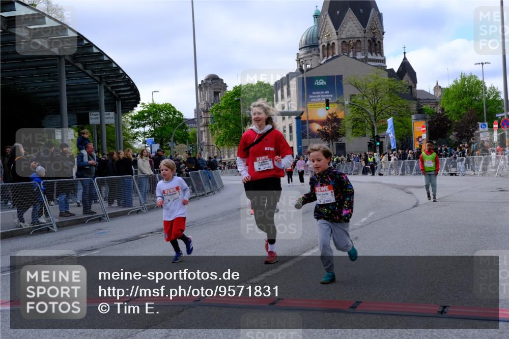 25.04.2026 - Das Zehntel Tim E. http://msf.ph/oto/9571831 25.04.2026 09:11:03 Ziel 2080, 2845, 3879 meine-sportfotos.de
