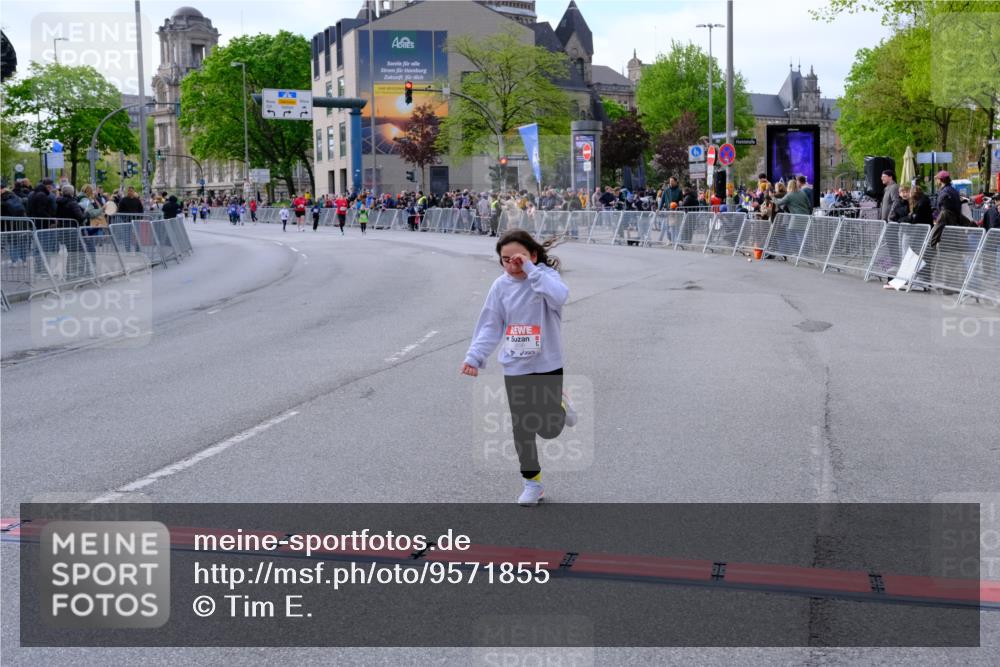25.04.2026 - Das Zehntel Tim E. http://msf.ph/oto/9571855 25.04.2026 09:12:28 Ziel 2590 meine-sportfotos.de