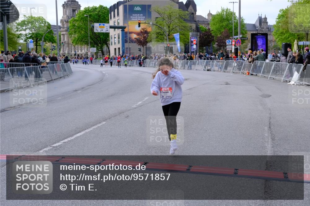 25.04.2026 - Das Zehntel Tim E. http://msf.ph/oto/9571857 25.04.2026 09:12:28 Ziel 2590 meine-sportfotos.de