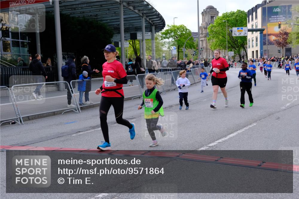 25.04.2026 - Das Zehntel Tim E. http://msf.ph/oto/9571864 25.04.2026 09:12:49 Ziel 2083, 3269, 3440 meine-sportfotos.de