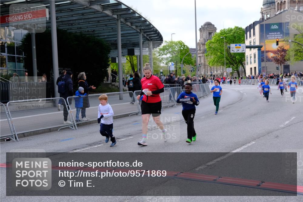 25.04.2026 - Das Zehntel Tim E. http://msf.ph/oto/9571869 25.04.2026 09:12:51 Ziel 2083, 2101, 2102, 3269, 3440 meine-sportfotos.de