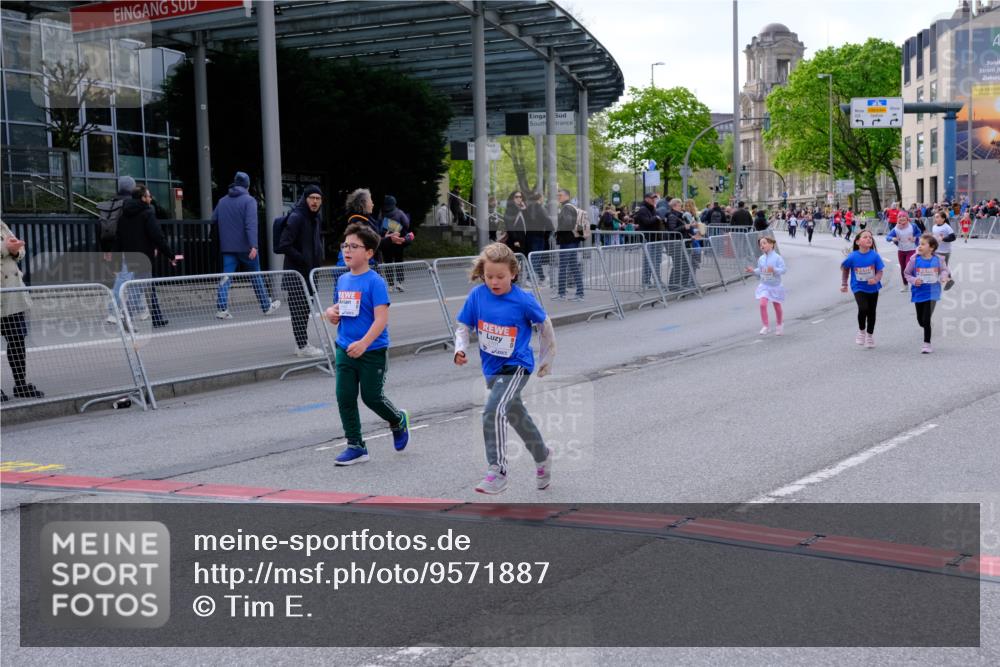 25.04.2026 - Das Zehntel Tim E. http://msf.ph/oto/9571887 25.04.2026 09:12:56 Ziel 2082, 2083, 2096, 2101, 2102, 2109, 3269, 3440, 3869 meine-sportfotos.de