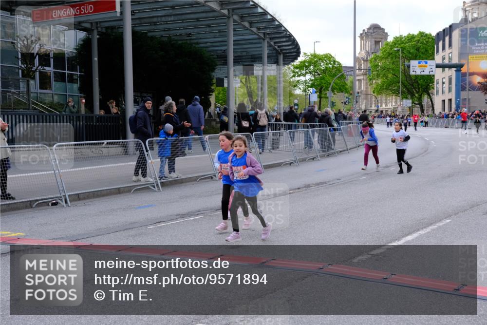 25.04.2026 - Das Zehntel Tim E. http://msf.ph/oto/9571894 25.04.2026 09:12:59 Ziel 2082, 2083, 2096, 2101, 2102, 2109, 3463, 3475, 3869 meine-sportfotos.de