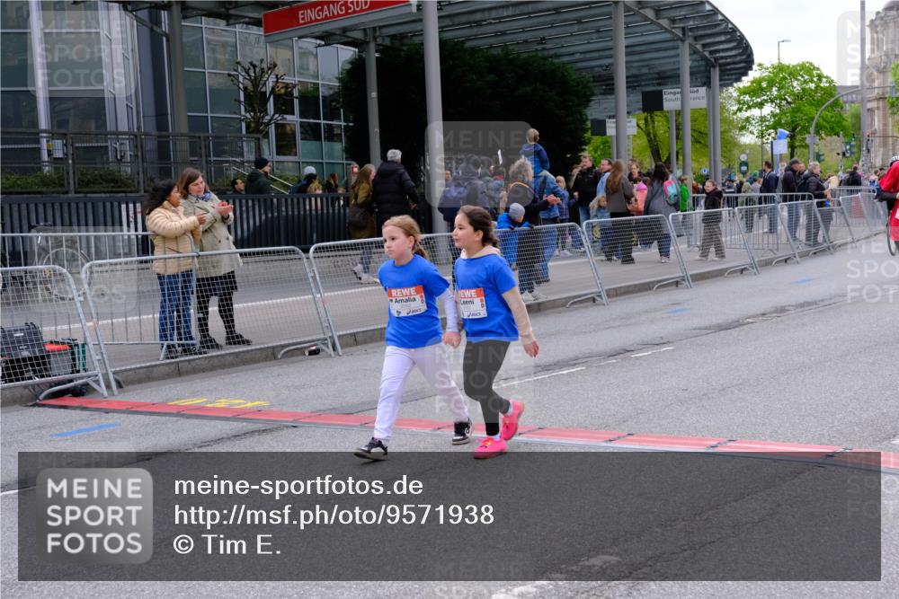 25.04.2026 - Das Zehntel Tim E. http://msf.ph/oto/9571938 25.04.2026 09:13:37 Ziel 1651, 2092, 2107, 3907, 4073 meine-sportfotos.de