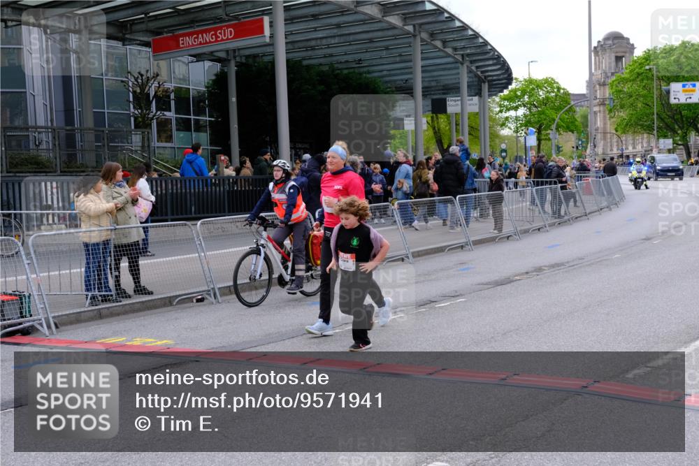 25.04.2026 - Das Zehntel Tim E. http://msf.ph/oto/9571941 25.04.2026 09:13:42 Ziel 1651, 2092, 2107, 3907 meine-sportfotos.de