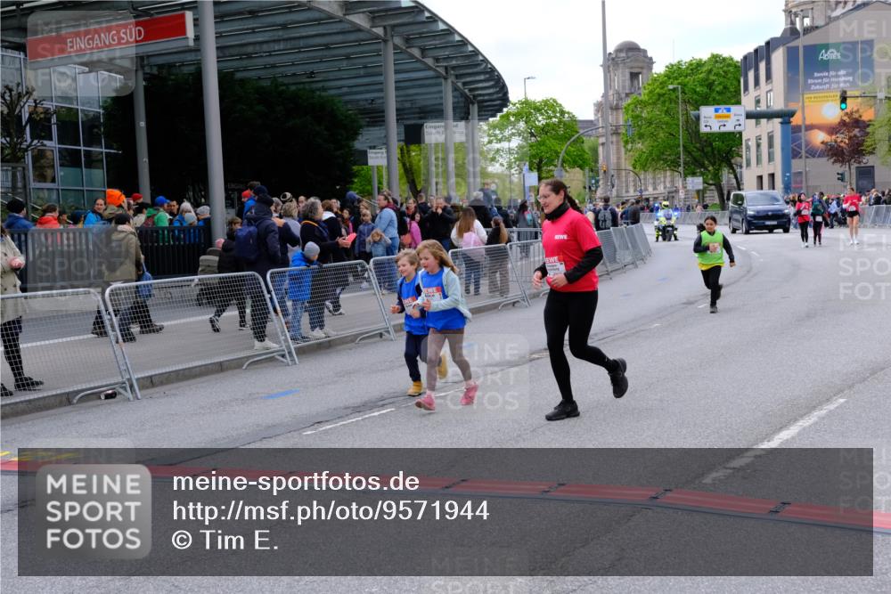 25.04.2026 - Das Zehntel Tim E. http://msf.ph/oto/9571944 25.04.2026 09:13:50 Ziel 1379, 2088, 2106 meine-sportfotos.de