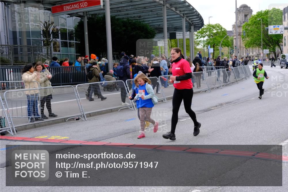 25.04.2026 - Das Zehntel Tim E. http://msf.ph/oto/9571947 25.04.2026 09:13:50 Ziel 1379, 2088, 2106 meine-sportfotos.de