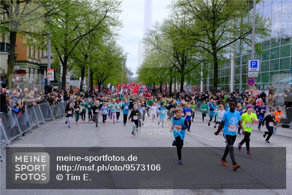 25.04.2026 - Das Zehntel Tim E. http://msf.ph/oto/9573106 25.04.2026 10:35:30 Ziel  meine-sportfotos.de