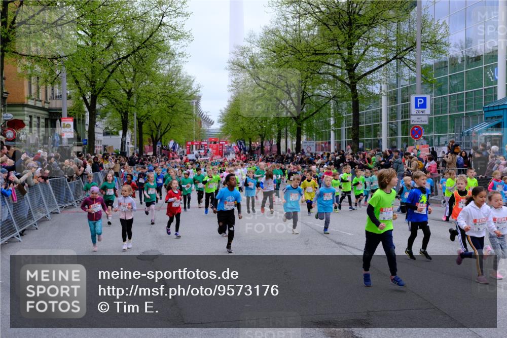 25.04.2026 - Das Zehntel Tim E. http://msf.ph/oto/9573176 25.04.2026 10:35:43 Ziel  meine-sportfotos.de