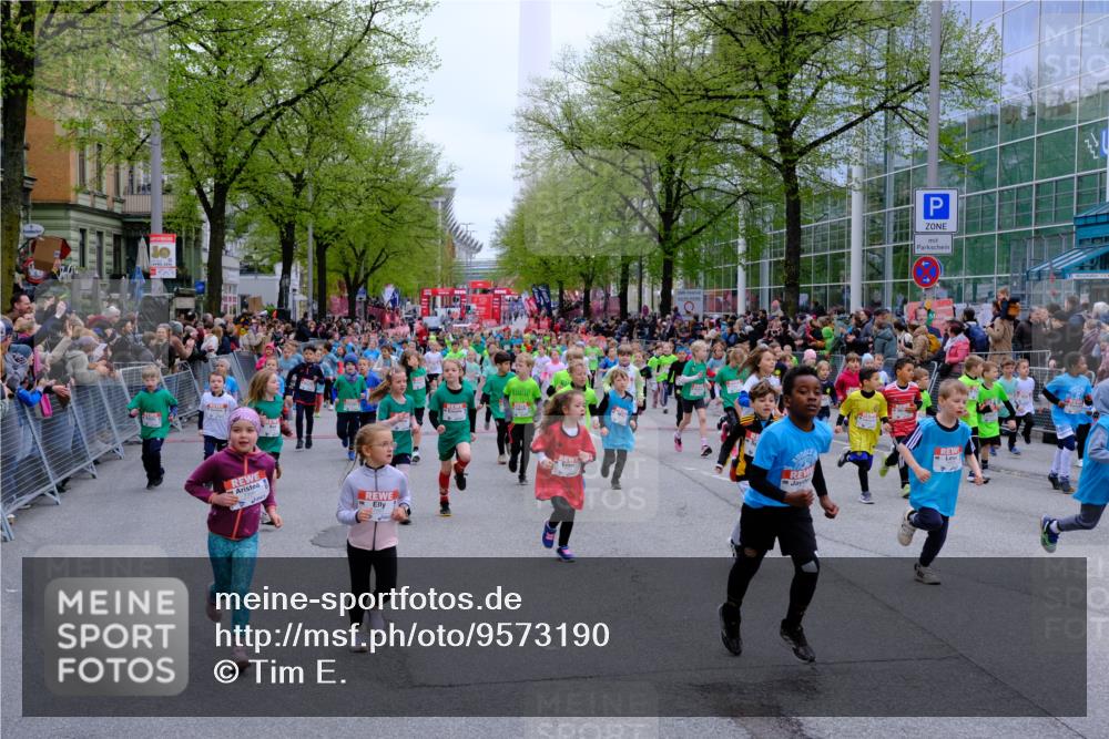 25.04.2026 - Das Zehntel Tim E. http://msf.ph/oto/9573190 25.04.2026 10:35:45 Ziel  meine-sportfotos.de