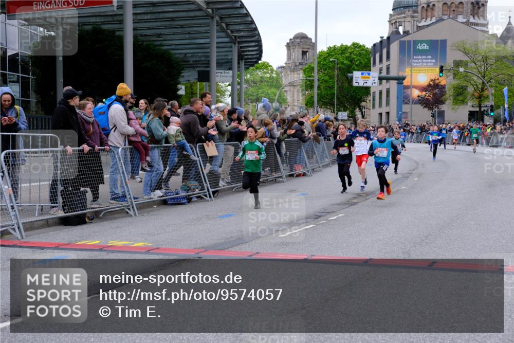 25.04.2026 - Das Zehntel Tim E. http://msf.ph/oto/9574057 25.04.2026 10:49:17 Ziel 5734, 5742, 6045, 6518, 6548, 6711, 6732, 6964, 7394, 7402, 7529, 7619 meine-sportfotos.de