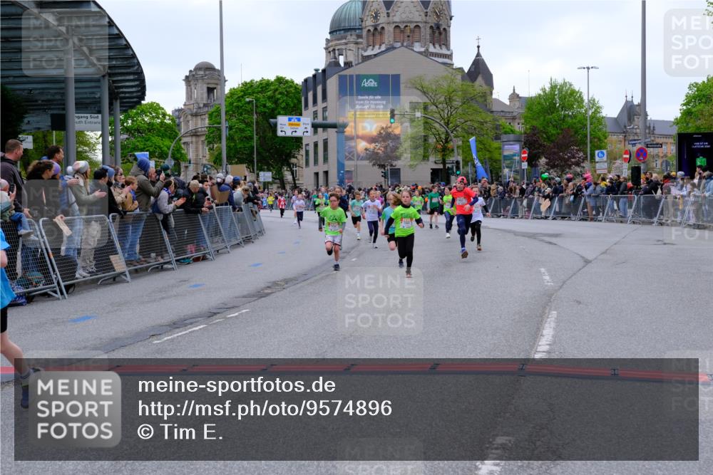 25.04.2026 - Das Zehntel Tim E. http://msf.ph/oto/9574896 25.04.2026 10:52:06 Ziel 5176, 5569, 6009, 6087, 6352, 6357, 6752, 6766, 6869, 7110, 7142, 7305, 7436, 7675, 8015, 8042 meine-sportfotos.de