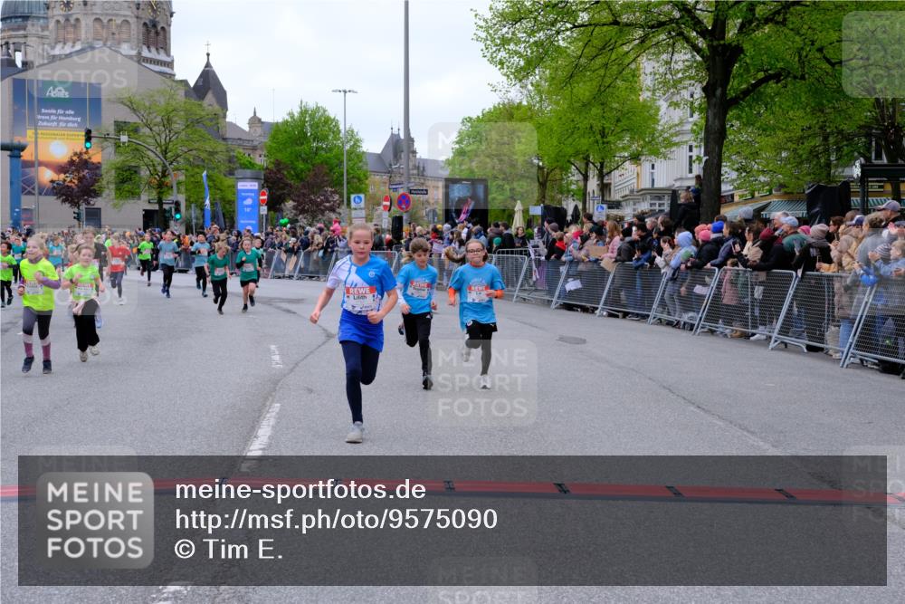 25.04.2026 - Das Zehntel Tim E. http://msf.ph/oto/9575090 25.04.2026 10:52:40 Ziel 5292, 5303, 5514, 5738, 5907, 6054, 6123, 6131, 6144, 6147, 6161, 6177, 6491, 6493, 6512, 6517, 6651, 6679, 6754, 6840, 6935, 6960, 6987, 7238, 7255, 7299, 7320, 7513, 7548, 7608, 7615, 7672, 7745, 7757, 7869, 7890, 7904, 7918, 7921, 7976, 8022, 8024, 8036 meine-sportfotos.de