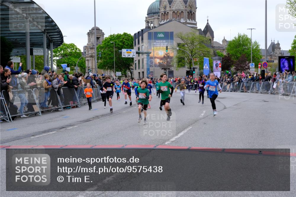 25.04.2026 - Das Zehntel Tim E. http://msf.ph/oto/9575438 25.04.2026 10:53:50 Ziel 5030, 5234, 5411, 5424, 5564, 5683, 5713, 5729, 6060, 6166, 6213, 6222, 6226, 6244, 6364, 6623, 6709, 6926, 7148, 7153, 7194, 7233, 7253, 7690, 7697, 7746, 7830, 7940, 8041 meine-sportfotos.de