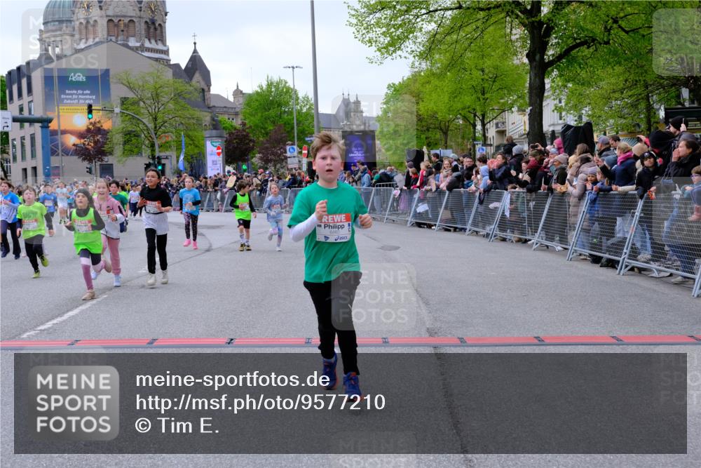 25.04.2026 - Das Zehntel Tim E. http://msf.ph/oto/9577210 25.04.2026 10:59:26 Ziel 5033, 5198, 5343, 5402, 5768, 5918, 5972, 5975, 5995, 6091, 6196, 6255, 6257, 6261, 6303, 6333, 6337, 6395, 6465, 6536, 6541, 6546, 6573, 6577, 6874, 7012, 7013, 7017, 7059, 7094, 7108, 7124, 7140, 7155, 7174, 7179, 7465, 7692, 7751, 7826, 7844, 7993 meine-sportfotos.de