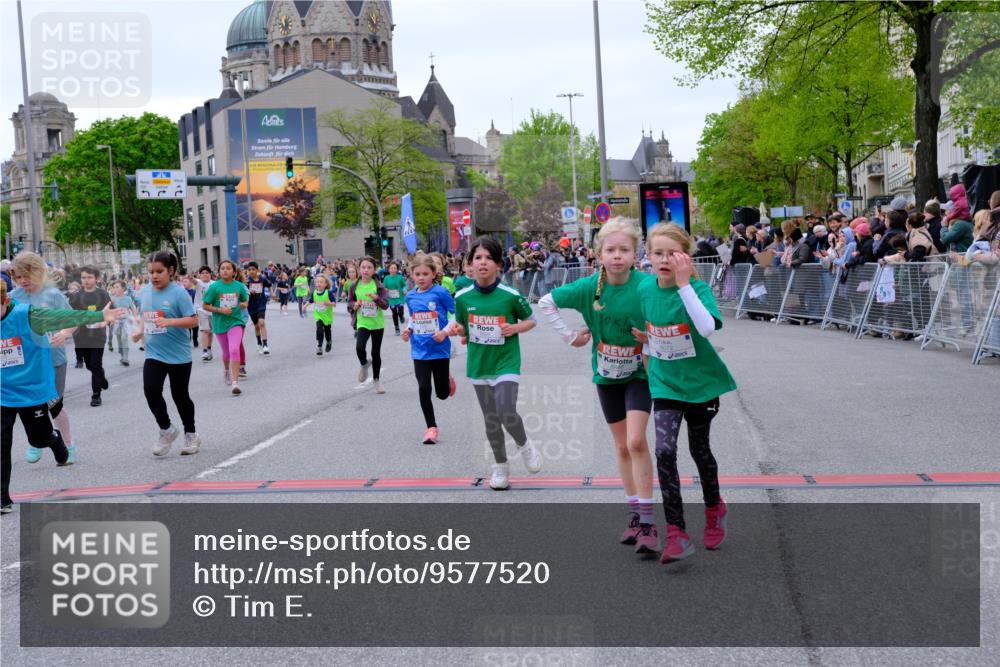 25.04.2026 - Das Zehntel Tim E. http://msf.ph/oto/9577520 25.04.2026 11:00:33 Ziel 5170, 5218, 5222, 5265, 5285, 5524, 5655, 5946, 5961, 5984, 5994, 6240, 6251, 6283, 6371, 6379, 6437, 6446, 6455, 6456, 6474, 6838, 6854, 6855, 6881, 6991, 7003, 7046, 7056, 7082, 7422, 7423, 7439, 7478, 7525, 7541, 7577, 7579, 7686, 7810, 7937, 8072 meine-sportfotos.de