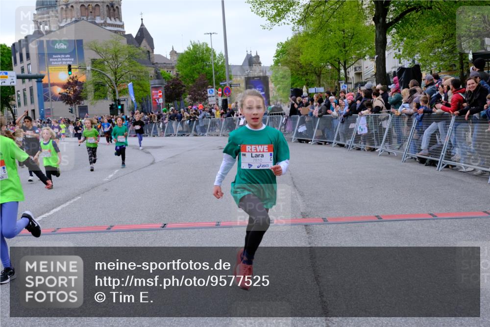 25.04.2026 - Das Zehntel Tim E. http://msf.ph/oto/9577525 25.04.2026 11:00:35 Ziel 5170, 5196, 5203, 5265, 5285, 5524, 5655, 5679, 5946, 5961, 5984, 5994, 6240, 6251, 6283, 6371, 6379, 6437, 6446, 6455, 6456, 6474, 6838, 6854, 6855, 6991, 7003, 7046, 7056, 7422, 7423, 7439, 7478, 7525, 7541, 7554, 7577, 7579, 7686, 7810, 7937, 8072 meine-sportfotos.de