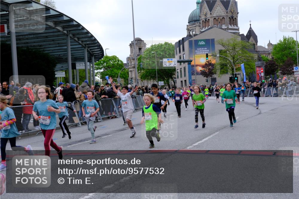 25.04.2026 - Das Zehntel Tim E. http://msf.ph/oto/9577532 25.04.2026 11:00:37 Ziel 5170, 5196, 5203, 5265, 5285, 5474, 5524, 5655, 5679, 5946, 5961, 5984, 5994, 6240, 6251, 6283, 6437, 6446, 6455, 6474, 6854, 6855, 6968, 6969, 6991, 7003, 7046, 7056, 7422, 7423, 7439, 7478, 7525, 7541, 7554, 7577, 7579, 7686, 7810, 7937, 8072 meine-sportfotos.de