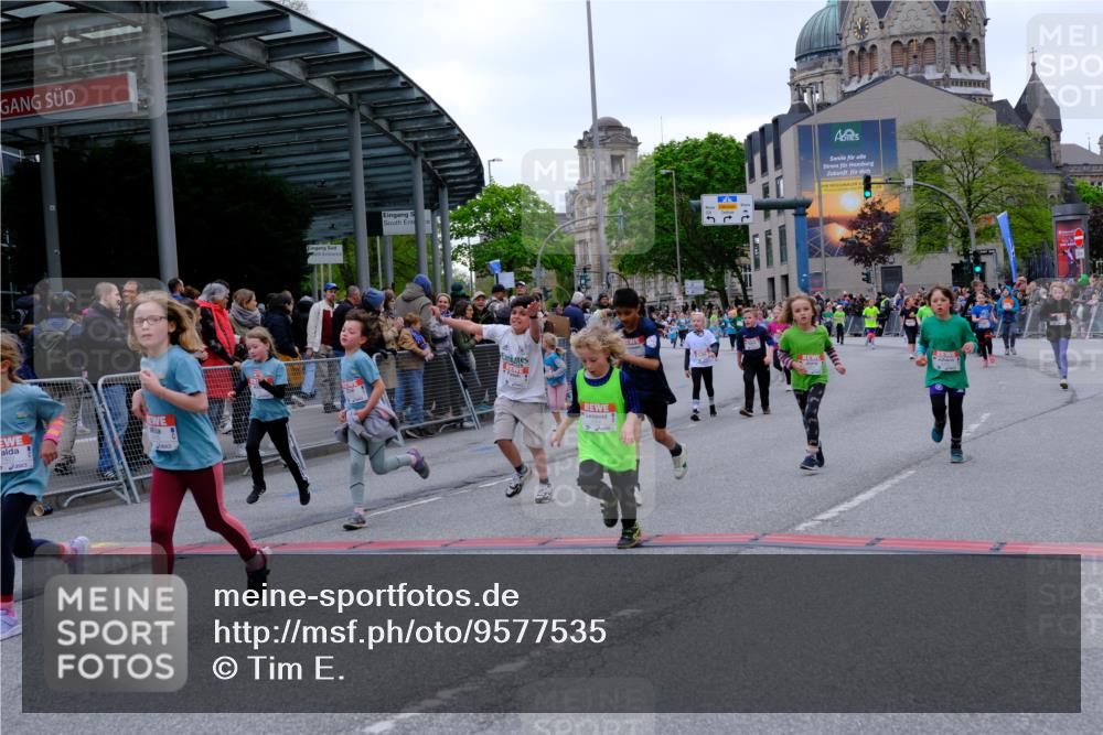 25.04.2026 - Das Zehntel Tim E. http://msf.ph/oto/9577535 25.04.2026 11:00:37 Ziel 5170, 5196, 5203, 5265, 5285, 5474, 5524, 5655, 5679, 5946, 5961, 5984, 5994, 6240, 6251, 6283, 6437, 6446, 6455, 6474, 6854, 6855, 6968, 6969, 6991, 7003, 7046, 7056, 7422, 7423, 7439, 7478, 7525, 7541, 7554, 7577, 7579, 7686, 7810, 7937, 8072 meine-sportfotos.de