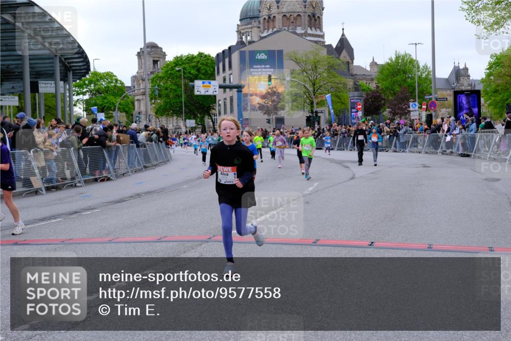 25.04.2026 - Das Zehntel Tim E. http://msf.ph/oto/9577558 25.04.2026 11:00:42 Ziel 5196, 5203, 5474, 5679, 5994, 6238, 6240, 6251, 6437, 6455, 6571, 6857, 6968, 6969, 6991, 7003, 7071, 7422, 7423, 7439, 7478, 7554, 7937 meine-sportfotos.de