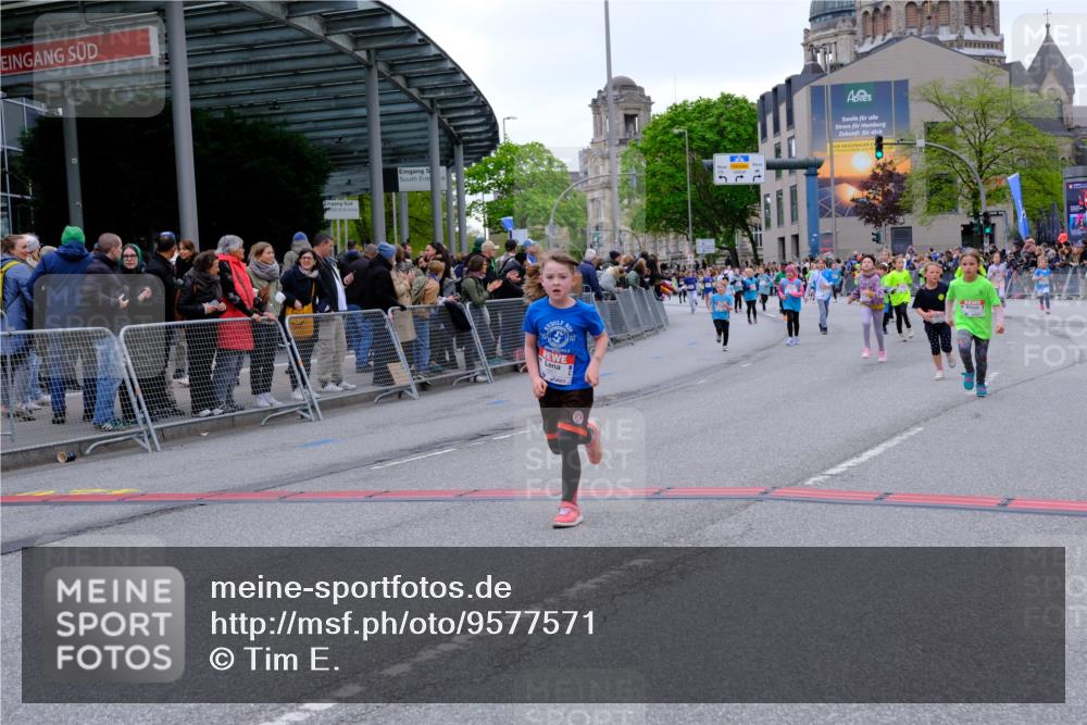 25.04.2026 - Das Zehntel Tim E. http://msf.ph/oto/9577571 25.04.2026 11:00:44 Ziel 5196, 5203, 5474, 5679, 5994, 6238, 6240, 6251, 6437, 6455, 6537, 6571, 6857, 6968, 6969, 7071, 7220, 7221, 7423, 7439, 7554 meine-sportfotos.de