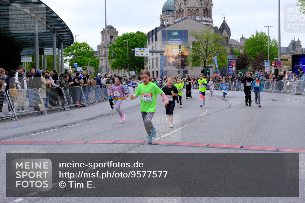 25.04.2026 - Das Zehntel Tim E. http://msf.ph/oto/9577577 25.04.2026 11:00:46 Ziel 5196, 5203, 5474, 5679, 5727, 6238, 6529, 6537, 6571, 6768, 6772, 6823, 6857, 6968, 6969, 7009, 7010, 7071, 7220, 7221, 7554 meine-sportfotos.de