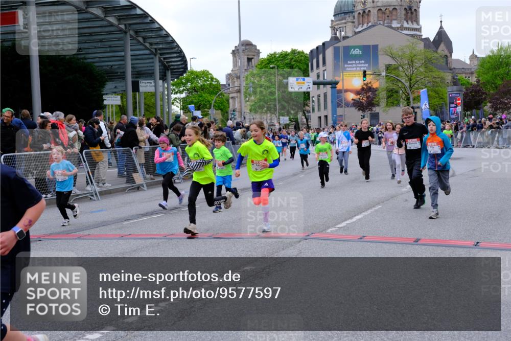 25.04.2026 - Das Zehntel Tim E. http://msf.ph/oto/9577597 25.04.2026 11:00:49 Ziel 5211, 5727, 6238, 6243, 6245, 6529, 6537, 6571, 6768, 6772, 6823, 6857, 6968, 6969, 7009, 7010, 7071, 7220, 7221 meine-sportfotos.de