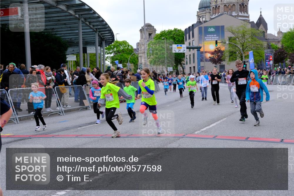 25.04.2026 - Das Zehntel Tim E. http://msf.ph/oto/9577598 25.04.2026 11:00:49 Ziel 5211, 5727, 6238, 6243, 6245, 6529, 6537, 6571, 6768, 6772, 6823, 6857, 6968, 6969, 7009, 7010, 7071, 7220, 7221 meine-sportfotos.de
