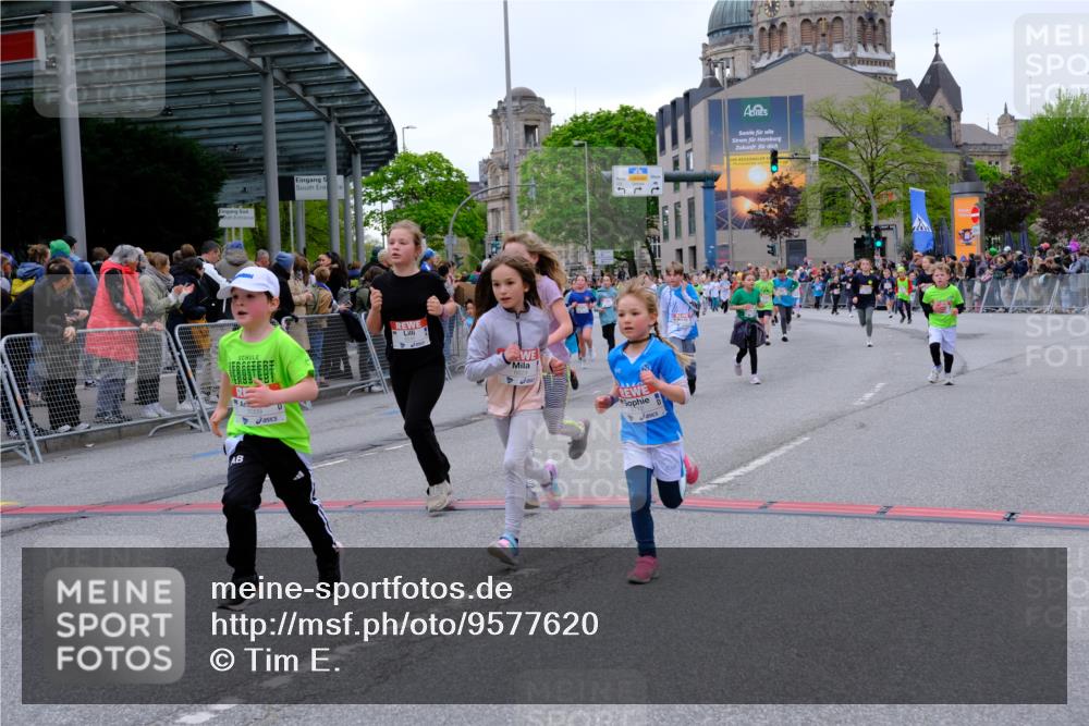 25.04.2026 - Das Zehntel Tim E. http://msf.ph/oto/9577620 25.04.2026 11:00:52 Ziel 5211, 5431, 5455, 5596, 5597, 5727, 6238, 6243, 6245, 6529, 6537, 6571, 6680, 6698, 6768, 6772, 6823, 7009, 7010, 7071, 7220, 7221, 7495, 7744, 7845 meine-sportfotos.de
