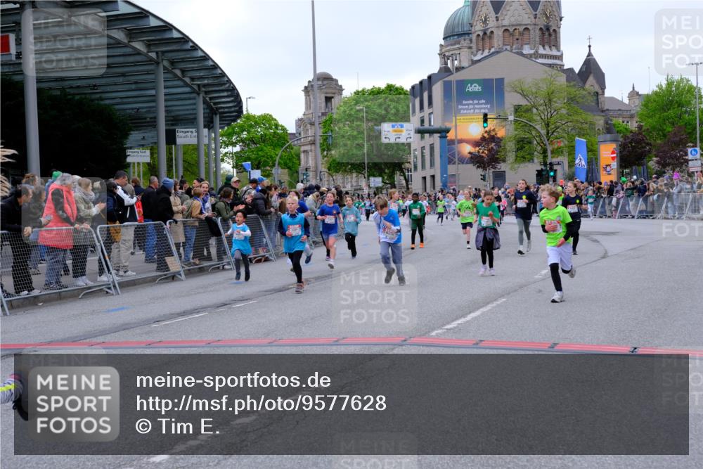 25.04.2026 - Das Zehntel Tim E. http://msf.ph/oto/9577628 25.04.2026 11:00:53 Ziel 5211, 5431, 5455, 5596, 5597, 5727, 6238, 6243, 6245, 6529, 6537, 6571, 6680, 6698, 6768, 6772, 6823, 7009, 7010, 7071, 7220, 7221, 7323, 7495, 7510, 7528, 7744, 7845 meine-sportfotos.de