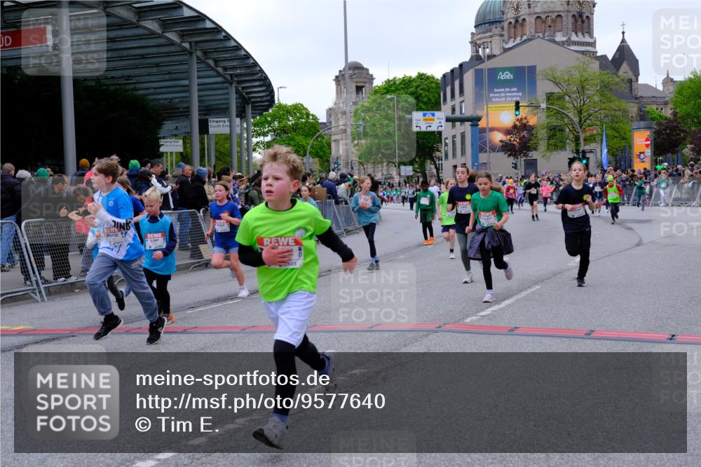 25.04.2026 - Das Zehntel Tim E. http://msf.ph/oto/9577640 25.04.2026 11:00:55 Ziel 5211, 5431, 5455, 5596, 5597, 5727, 5765, 6243, 6245, 6529, 6537, 6680, 6698, 6768, 6772, 6823, 7009, 7010, 7220, 7221, 7323, 7495, 7510, 7528, 7744, 7845 meine-sportfotos.de