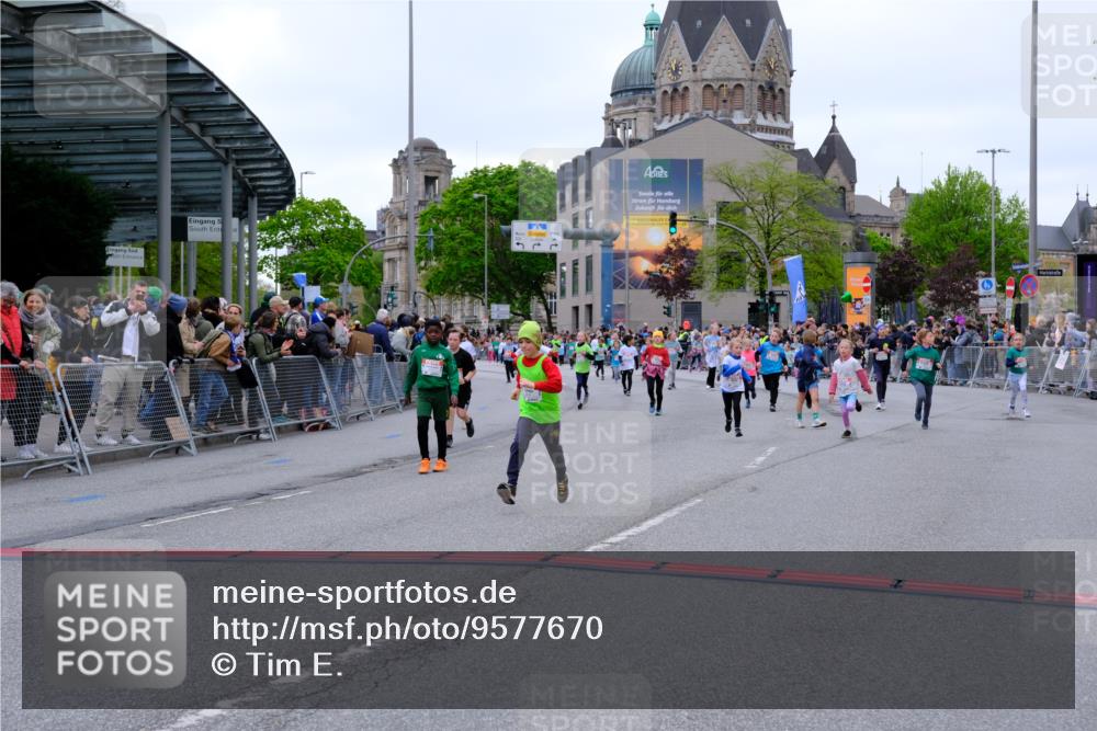 25.04.2026 - Das Zehntel Tim E. http://msf.ph/oto/9577670 25.04.2026 11:01:00 Ziel 5160, 5171, 5211, 5431, 5455, 5478, 5588, 5596, 5597, 5672, 5714, 5765, 5966, 6211, 6435, 6444, 6509, 6680, 6698, 7323, 7495, 7510, 7528, 7744, 7804, 7845, 7865 meine-sportfotos.de