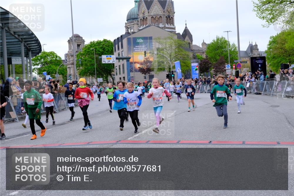 25.04.2026 - Das Zehntel Tim E. http://msf.ph/oto/9577681 25.04.2026 11:01:03 Ziel 5160, 5171, 5431, 5455, 5478, 5588, 5672, 5714, 5765, 5950, 5966, 6211, 6435, 6444, 6509, 6575, 6594, 6656, 6680, 6698, 7304, 7323, 7495, 7510, 7528, 7804, 7845, 7865 meine-sportfotos.de