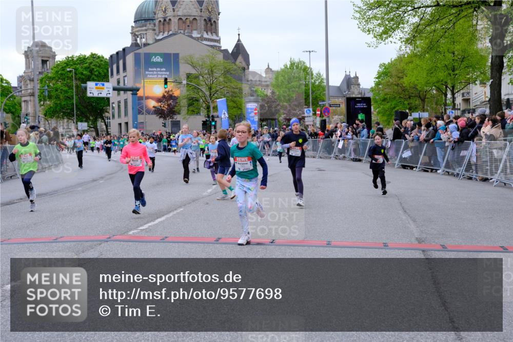 25.04.2026 - Das Zehntel Tim E. http://msf.ph/oto/9577698 25.04.2026 11:01:06 Ziel 5160, 5171, 5183, 5188, 5192, 5478, 5588, 5672, 5714, 5765, 5950, 5966, 6211, 6435, 6436, 6444, 6509, 6575, 6594, 6656, 7304, 7531, 7562, 7671, 7676, 7804, 7865 meine-sportfotos.de