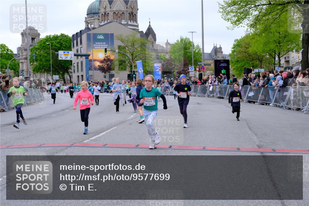 25.04.2026 - Das Zehntel Tim E. http://msf.ph/oto/9577699 25.04.2026 11:01:06 Ziel 5160, 5171, 5183, 5188, 5192, 5478, 5588, 5672, 5714, 5765, 5950, 5966, 6211, 6435, 6436, 6444, 6509, 6575, 6594, 6656, 7304, 7531, 7562, 7671, 7676, 7804, 7865 meine-sportfotos.de