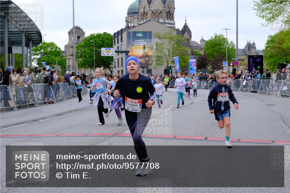 25.04.2026 - Das Zehntel Tim E. http://msf.ph/oto/9577708 25.04.2026 11:01:08 Ziel 5160, 5171, 5183, 5188, 5192, 5478, 5588, 5605, 5636, 5672, 5714, 5950, 5966, 6001, 6021, 6211, 6435, 6436, 6444, 6509, 6575, 6594, 6656, 7304, 7505, 7514, 7531, 7562, 7670, 7671, 7676, 7804, 7865 meine-sportfotos.de