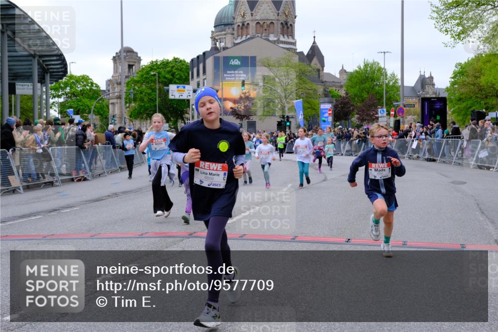 25.04.2026 - Das Zehntel Tim E. http://msf.ph/oto/9577709 25.04.2026 11:01:08 Ziel 5160, 5171, 5183, 5188, 5192, 5478, 5588, 5605, 5636, 5672, 5714, 5950, 5966, 6001, 6021, 6211, 6435, 6436, 6444, 6509, 6575, 6594, 6656, 7304, 7505, 7514, 7531, 7562, 7670, 7671, 7676, 7804, 7865 meine-sportfotos.de